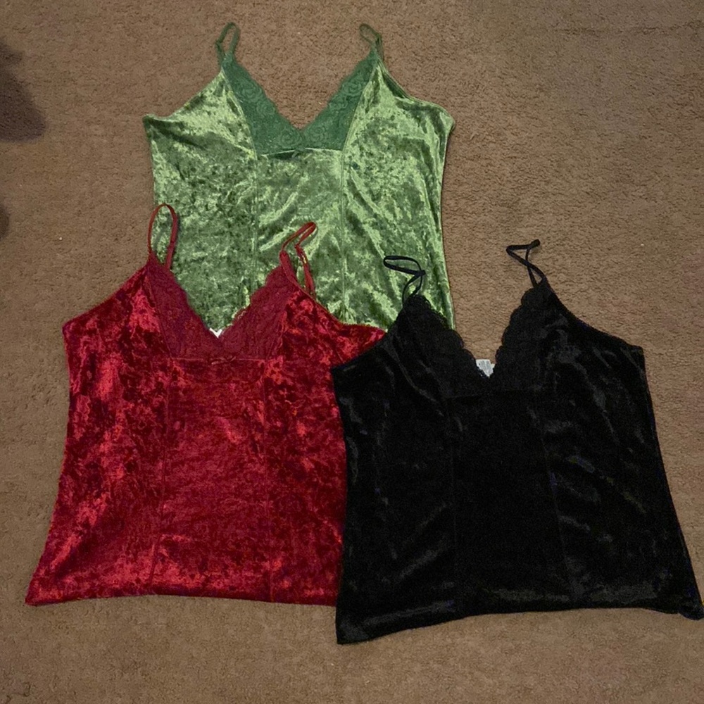 NWOT 3 sleeping/lounging shirts